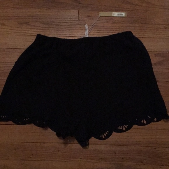 NWT LC by Lauren Conrad shorts, M - Picture 3 of 6